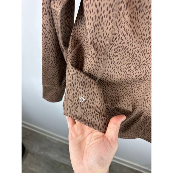 Athleta Salutation Jacket Sz Large Animal Print Cheetah Performance Athletic NWT - Picture 16 of 16